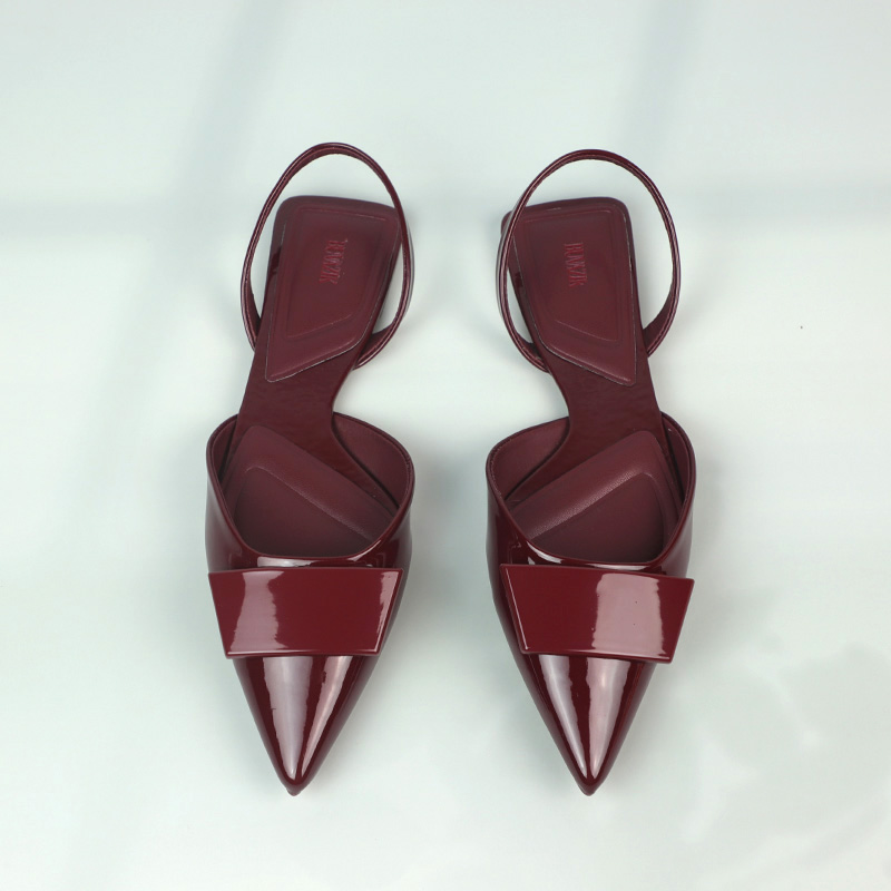 Leatherwork Designs - العلامة التجارية براءات الاختراع والجلود الصيف
