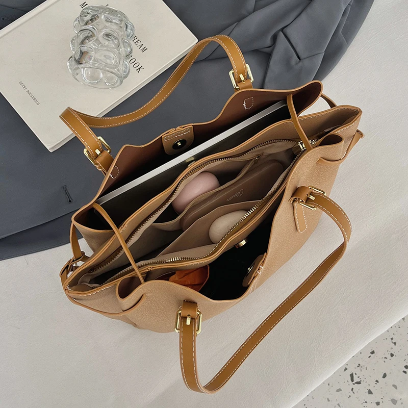 حقيبة يد فاخرة للنساء مزينة با - مراجعة Leatherwork Designs وسعره